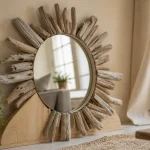 Idées déco bois flotté ambiance nature : miroir rond avec bois flotté blanchi